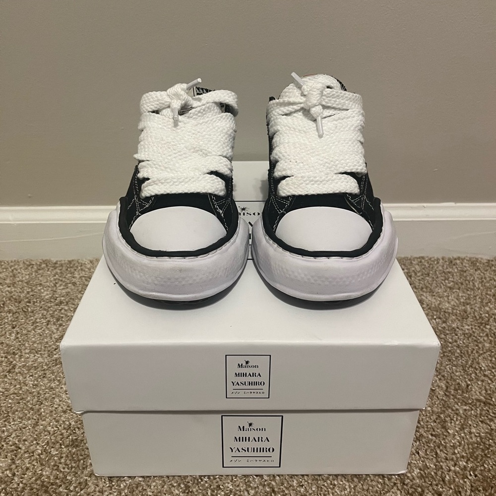 Mihara yasuhiro Black and White Low-Top Sneakers